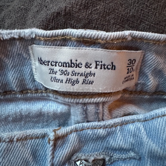 Abercrombie & Fitch Light Blue High Rise Jeans - Picture 3 of 3